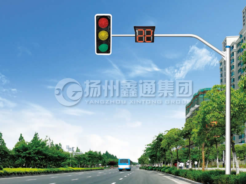 XHDG-010，彎臂信號燈桿，臨沂信號燈桿