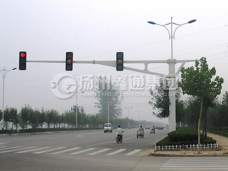 XHDG-042，方桿信號燈桿